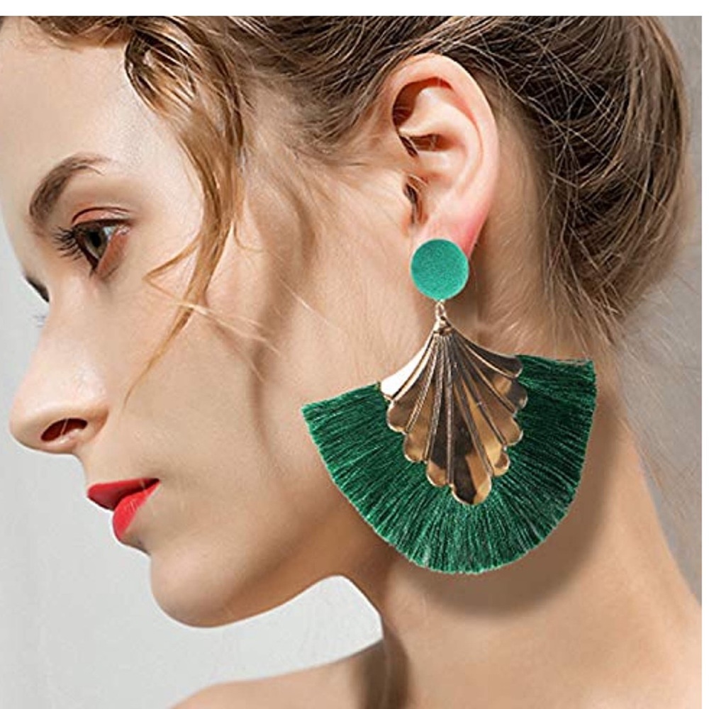 Green/Gold Fashion Fringe Dangle Earrings - Picture 1 of 3